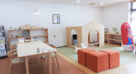 キッズスペースのある店内